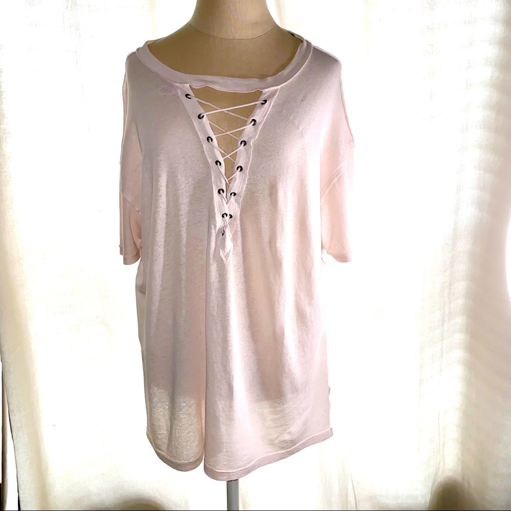 Women’s Free The People Lace Up Top. Size M EUC.